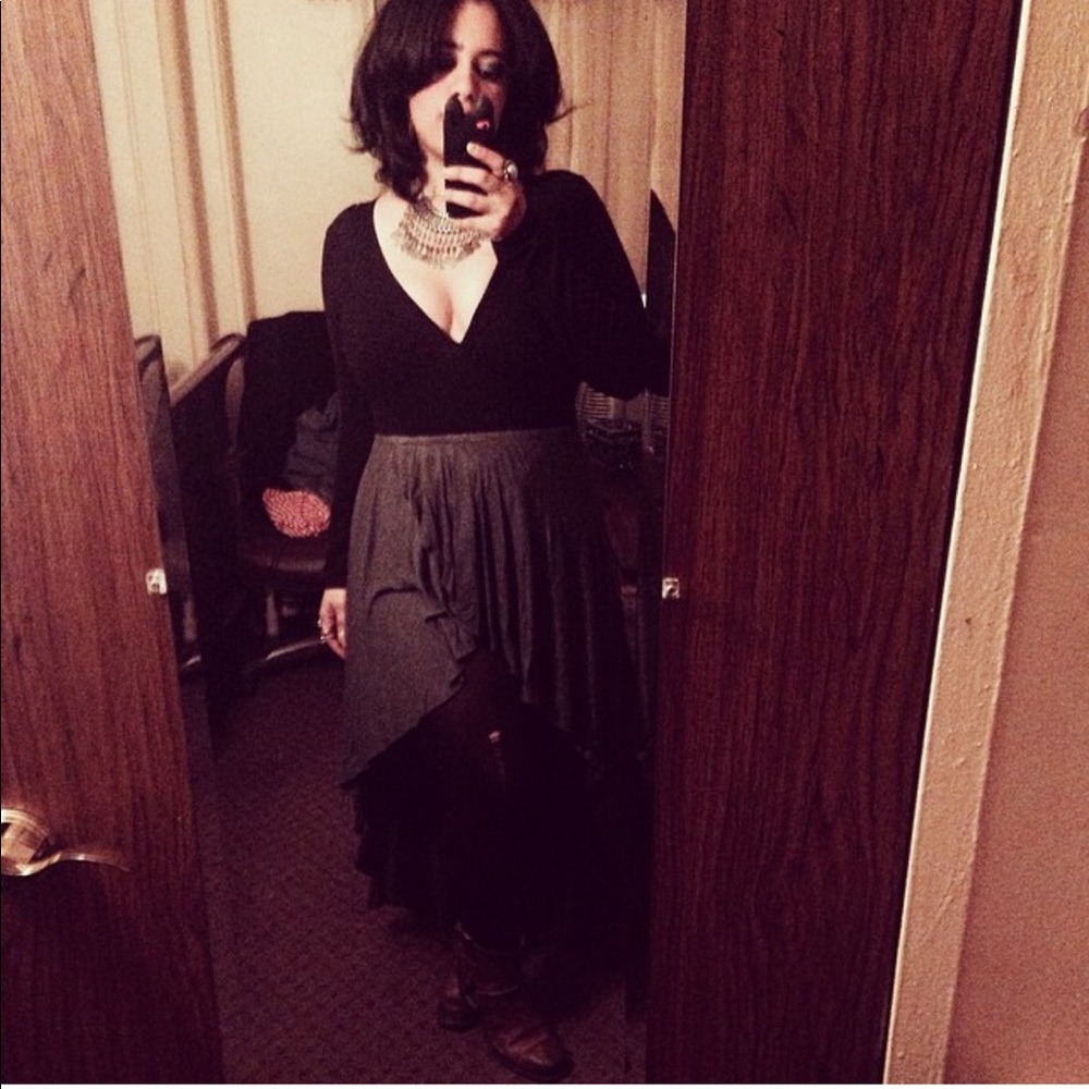 Brandy Melville flowy high low skirt